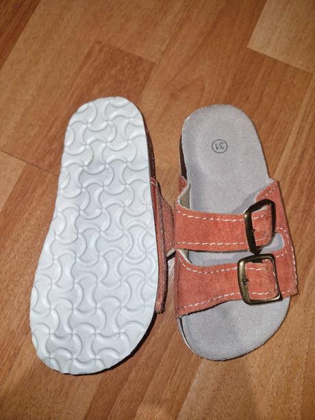 Dievčenské slapky, 31