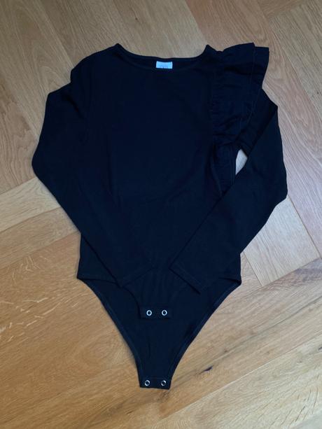 Body s volánom zara, zara,152