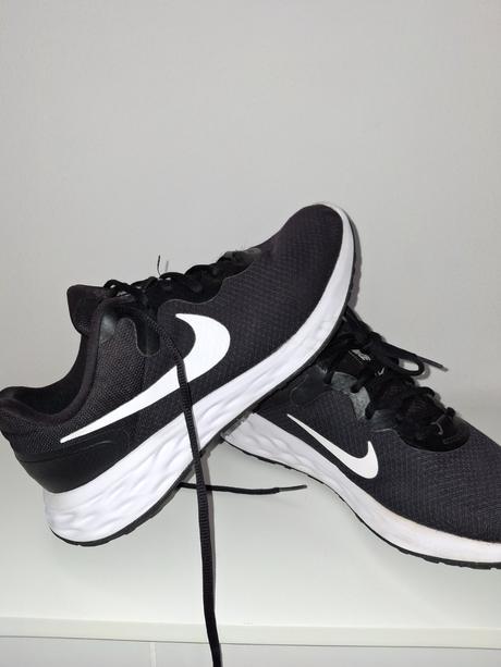 Vzdušné odľahčené tenisky nike vyborny stav, nike,42