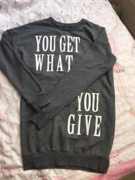 Dlhsia mikina, atmosphere,34