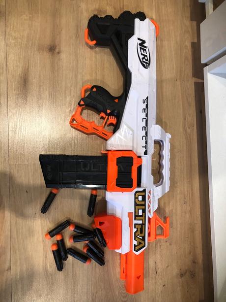 Predám detskú pištoľ nerf select ultra, 