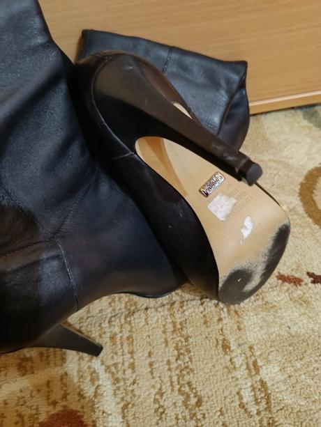 Celokožené čižmy buffalo london, 37