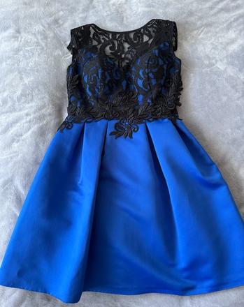 Modré áčkové časy s čipkou fervente, l