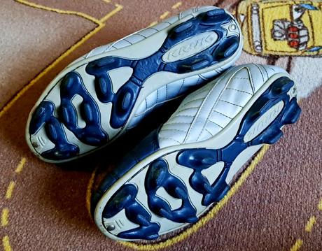 Predám kopačky kruk dino, 38