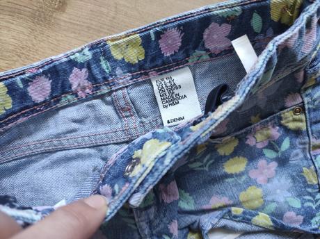 Kraťasy, h&m,116