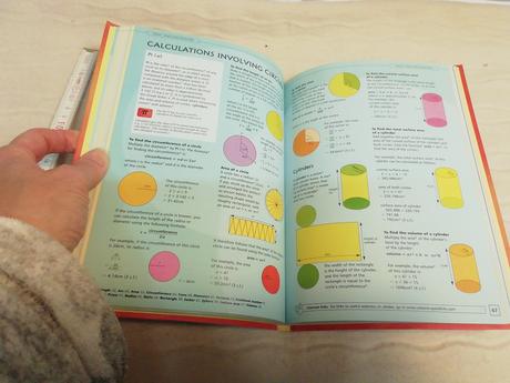 Usborne illustr dictionary of maths sp23, 