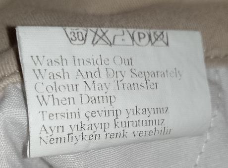 Predám dievčenské kraťasy zn. cons, xs