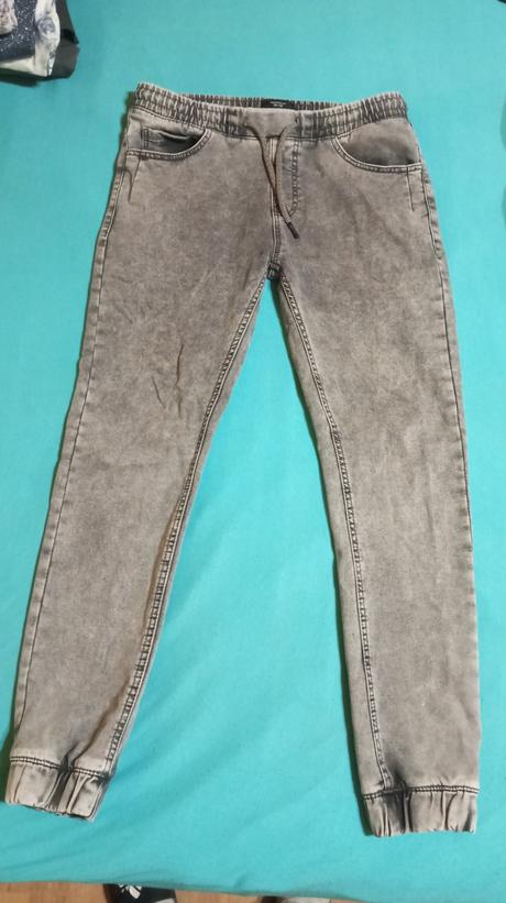 Riflové nohavice šedé, s