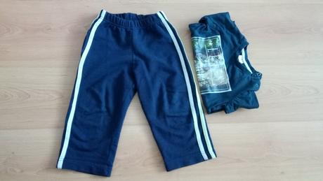 Tepláky + tričko, 86