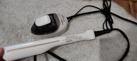 Žehlička na vlasy s parou, 