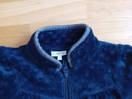 Tmavomodrá flíska, pompdelux,122