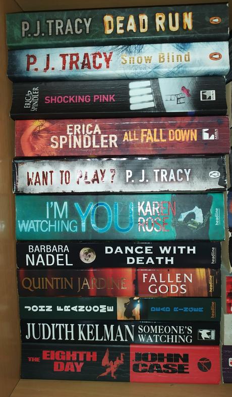 Anglicke knihy p.j.tracy a ine,