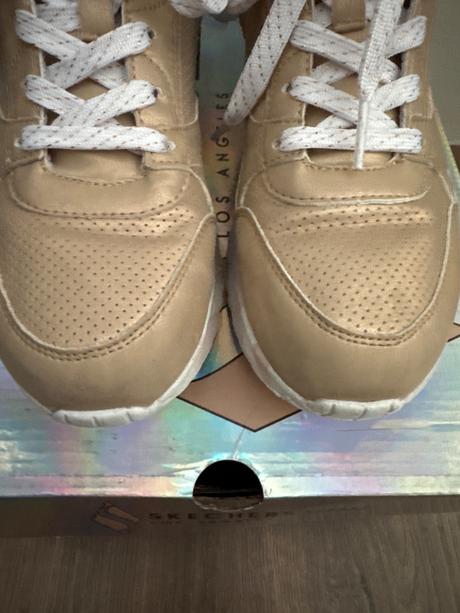 Zateplené tenisky, skechers,37