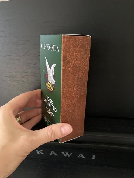 Chevignon togs unlimited parfem, 