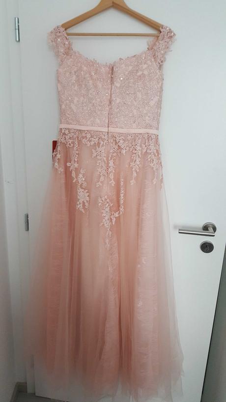 Dámske spoločenské šaty, l / m