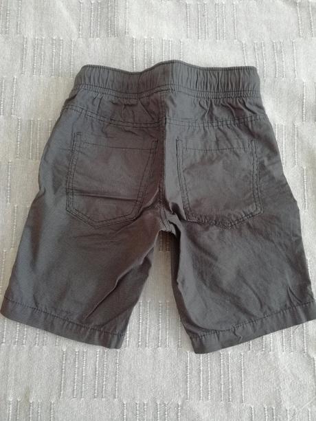 Šortky z ľahučkej látky, minimum nosené, c&a,104