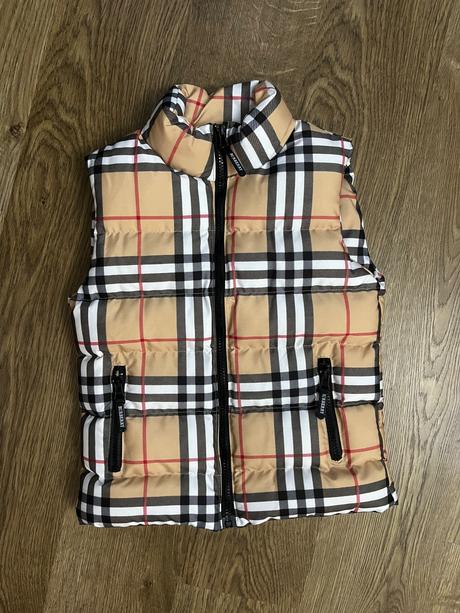 Zateplená  vesta, burberry,116