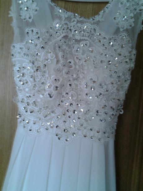 Exluzivne saty na ples,svadbu,stuzkovu,raz pouzite, s