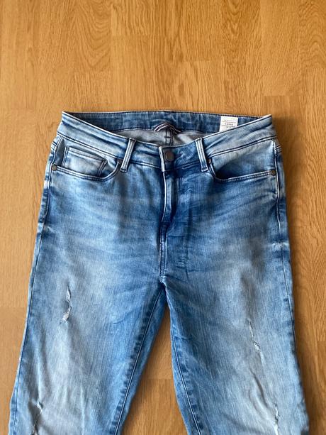 Rifle, tommy hilfiger,28