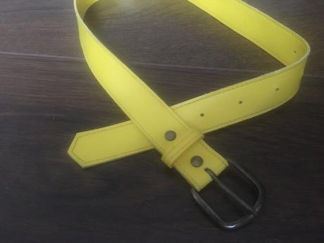 Zlty opaskok pre malu slecnu, 