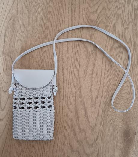 Malá taštička crossbody, 