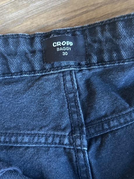 Šortky zn. cropp baggy, 30