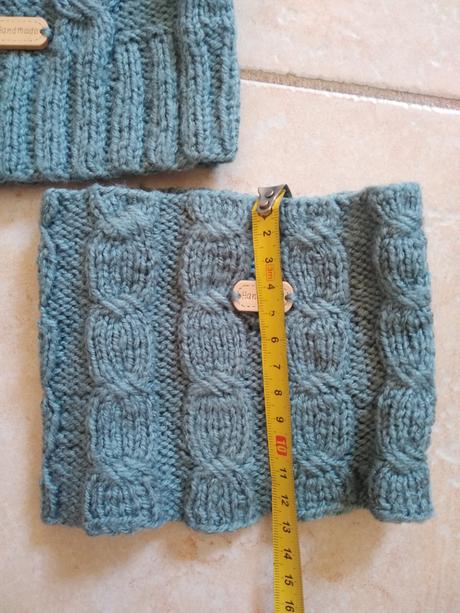 Set čiapka a nákrčník, 74