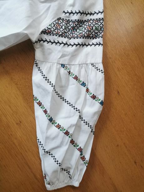 Blúzka s ľuovym vzorom, 110