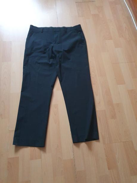 Predám čierne pánske nohavice veľ. 34, 34