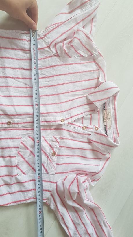 Pásikové blúzky, 38