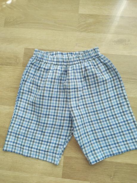 Ľahké a vzdušné kraťasy, arex,92