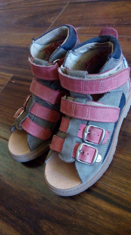 Ortopedické sandále neoprot 31, 31