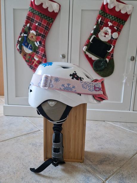 Prilba uvex xs, okuliare bolle xs, uvex,xs