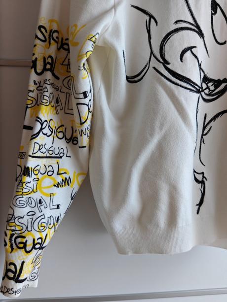 Desigual mickey kvalitny, krásny svetrik, desigual,l