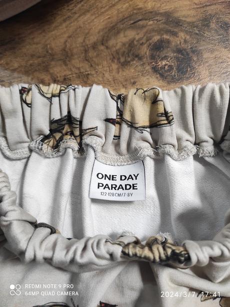 Súprava sukňa + tričko, 128