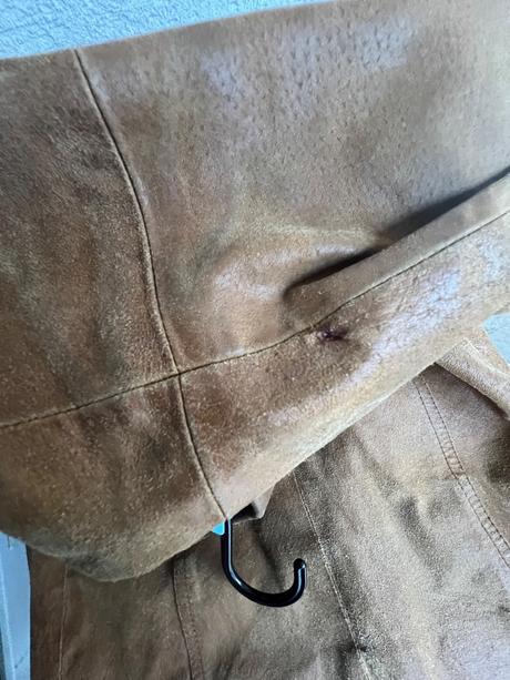 Kozene sako s 36 prava koza, 36