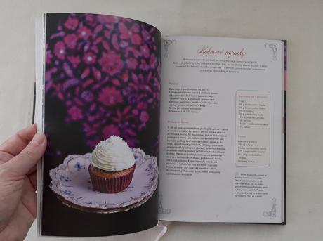 Kniha receptov, magické cupcaky a mafiny,