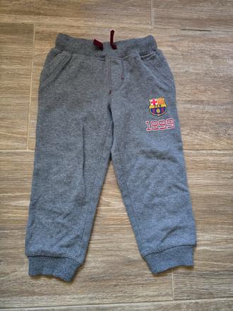 Tepláky č.98-104, 98