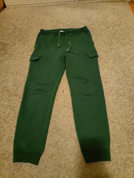 6x joggery, gate,146