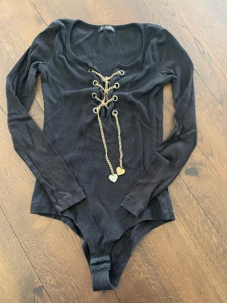 Krásne body s retiazkou, s