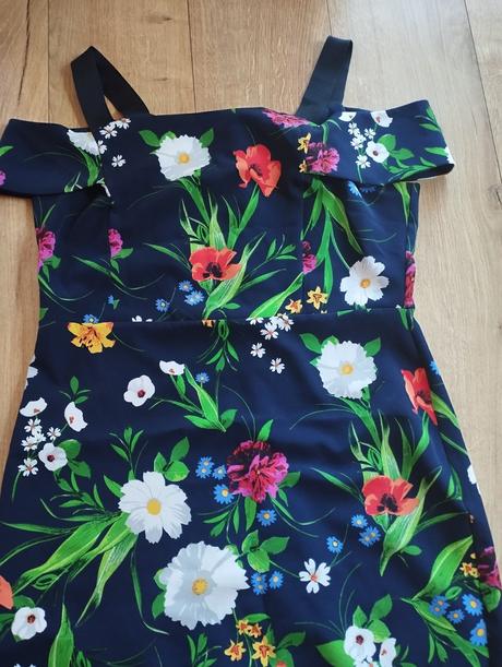 Šaty elastické, 44