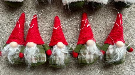 Vianočné ozdoby látkové mikuláš a škriatok, 