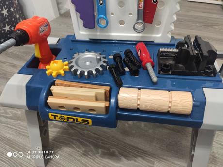 Detský stolík s náradím, 