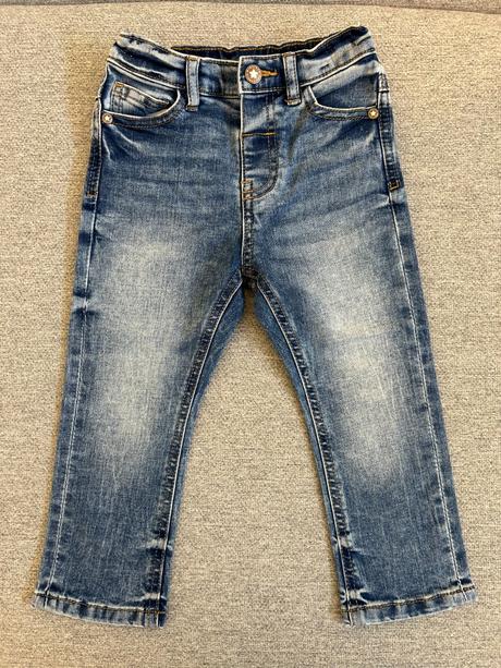 Balík oblečenia, 86–98