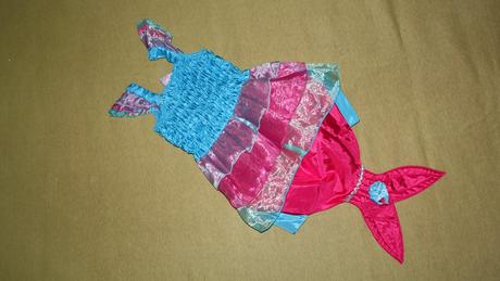 Saty pre morsku vilu lucy locket,