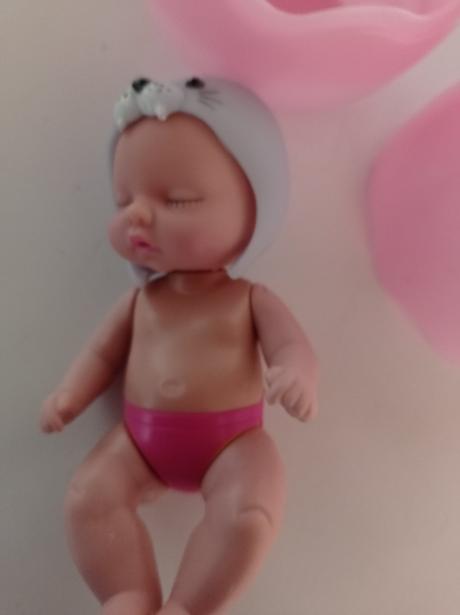 Bábätko vo vajicku, 