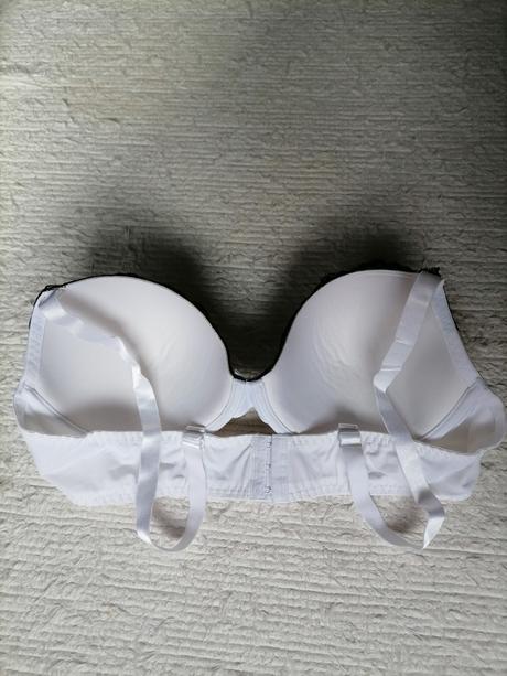 Nová podprsenka s čipkou 95c, bonprix,95c
