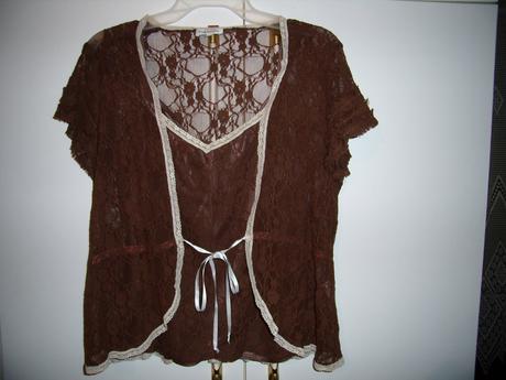 Hnedý  top na ramienka a krajkový prehoz,nenosený, xxl