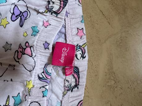 Pyzamkove gate, disney,134