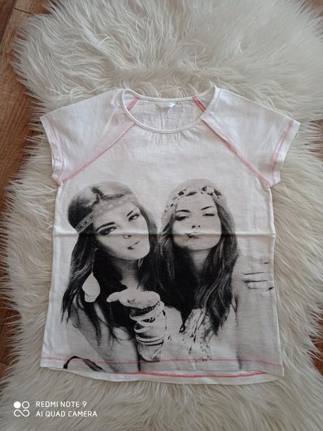 Trendy moderne tricko134-140 super stav, 134